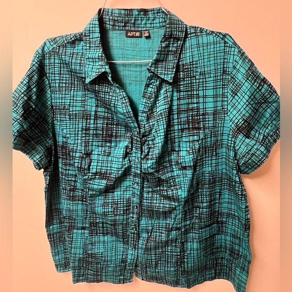 APT 9 LADIES TURQUOISE & BLACK PATTERNED SHORT SLEEVE SIZE 3X BLOUSE. LIKE NEW - Picture 7 of 9